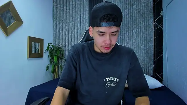 Mike 0233  online show from 01/15/26, 05:01