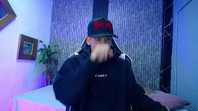 Mike 0233  online show from 02/07/26, 04:16