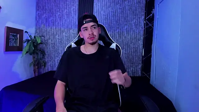 Mike 0233  online show from 02/08/26, 04:38