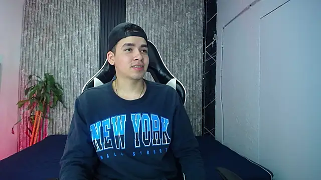 Mike 0233  online show from 02/17/26, 04:42