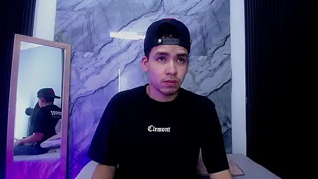 Mike 0233  online show from 02/25/26, 07:45