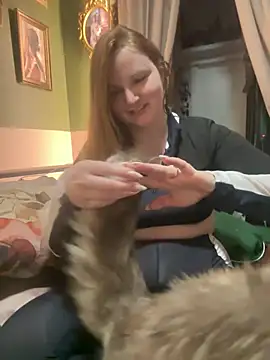 Snapshot of GingerSnap33 chatting on 02/25/25, 03:42 GingerSnap33 online show from 02/25/25, 03:42