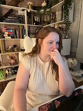 Snapshot of GingerSnap33 chatting on 11/01/25, 01:29 GingerSnap33 online show from 11/01/25, 01:29