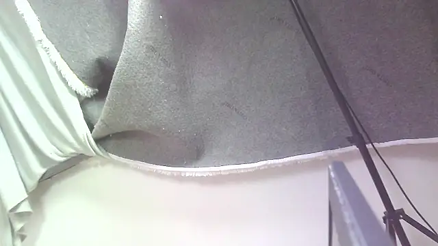 carolinesampaio online show from 01/03/25, 04:27