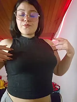 juli05star20 online show from 04/06/26, 04:46