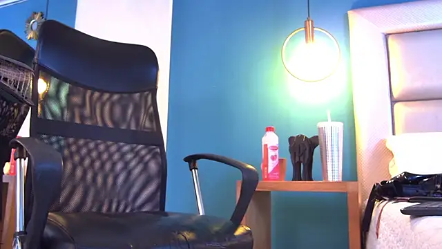 Miss ary online show from 01/16/25, 03:24