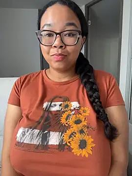 XMara online show from 02/13/26, 03:30