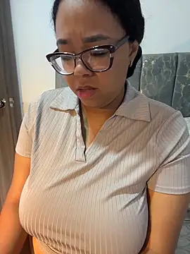 XMara online show from 02/23/26, 04:04