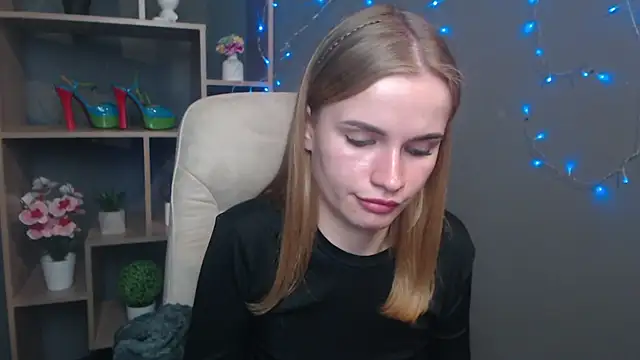 MargaritaKiss online show from 11/14/25, 08:18