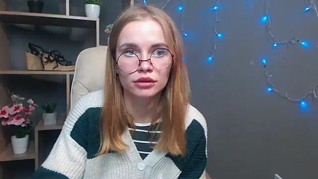 MargaritaKiss online show from 12/01/25, 07:41