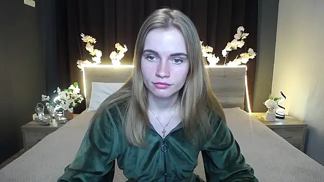 Snapshot of MargaritaKiss chatting on 04/17/26, 06:44 MargaritaKiss online show from 04/17/26, 06:44