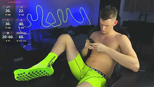 Snapshot of Brad_Maloney chatting on 03/26/26, 08:58 Brad Maloney online show from 03/26/26, 08:58