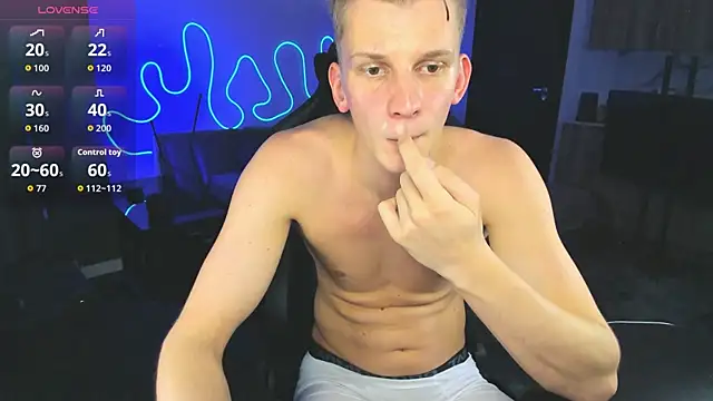 Snapshot of Brad_Maloney chatting on 04/13/26, 07:52 Brad Maloney online show from 04/13/26, 07:52