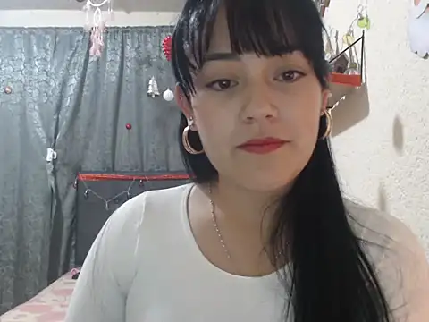 Snapshot of Alisha_99 chatting on 01/27/25, 05:36 Alisha 99 online show from 01/27/25, 05:36