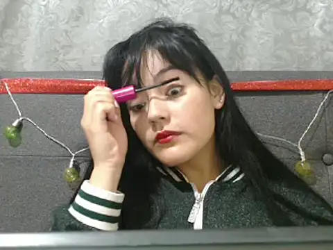 Snapshot of Alisha_99 chatting on 02/02/25, 04:32 Alisha 99 online show from 02/02/25, 04:32