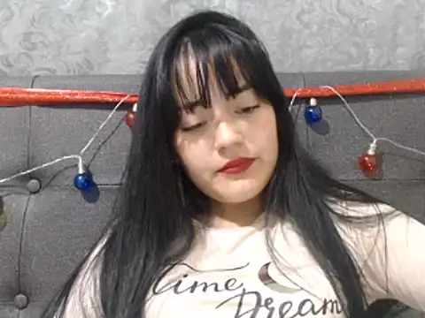 Snapshot of Alisha_99 chatting on 02/11/25, 03:18 Alisha 99 online show from 02/11/25, 03:18