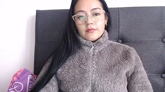 Snapshot of Alisha_99 chatting on 03/12/26, 01:17 Alisha 99 online show from 03/12/26, 01:17