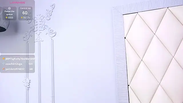 Snapshot of GinaBear chatting on 02/13/25, 12:46 GinaBear online show from 02/13/25, 12:46