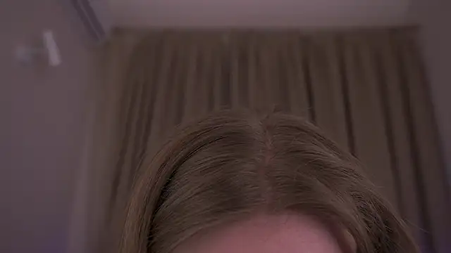 LylaYeess online show from 03/10/25, 12:59