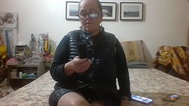 Snapshot of brasiliana49 chatting on 05/09/26, 02:17 brasiliana49 online show from 05/09/26, 02:17