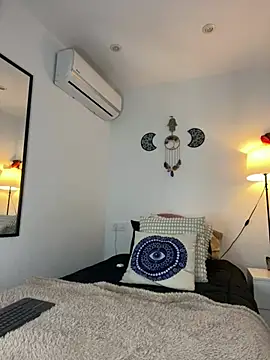 EmelyRogers online show from 02/20/25, 06:46