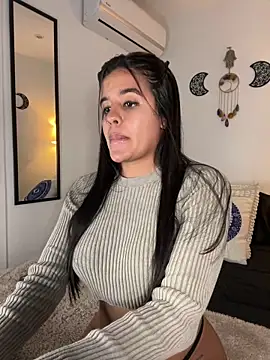 EmelyRogers online show from 03/07/25, 06:43