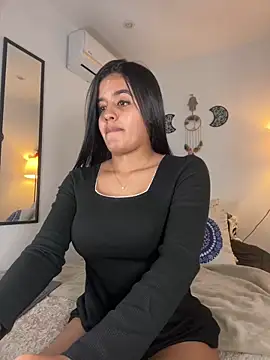 EmelyRogers online show from 03/17/25, 06:21