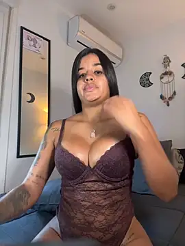 EmelyRogers online show from 10/20/25, 05:02