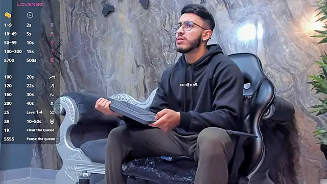 Liam Kleiin online show from 01/20/25, 11:35