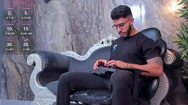 Liam Kleiin online show from 02/01/25, 11:32