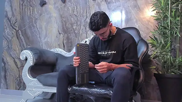 Liam Kleiin online show from 02/08/25, 11:55