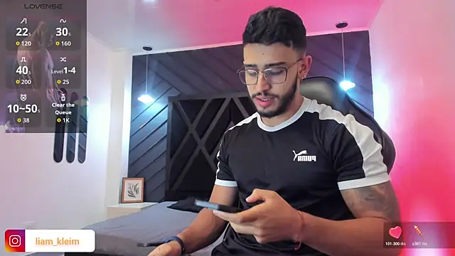 Liam Kleiin online show from 11/15/25, 11:29