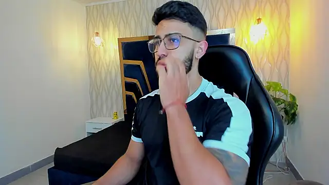 Liam Kleiin online show from 01/16/26, 11:25