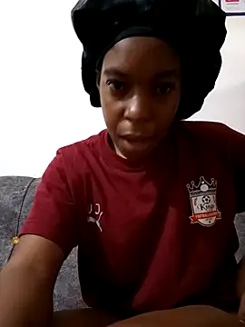 Snapshot of vanillacutie chatting on 04/19/26, 10:36 vanillacutie online show from 04/19/26, 10:36