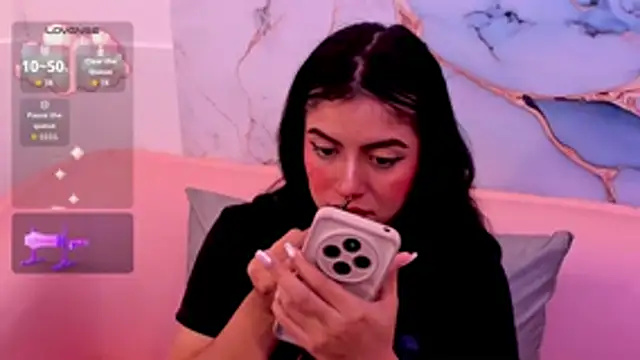 Snapshot of taylor_cupper chatting on 11/09/25, 03:27 taylor cupper online show from 11/09/25, 03:27