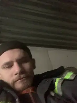 Snapshot of Boysex227 chatting on 01/11/25, 08:22 Boysex227 online show from 01/11/25, 08:22