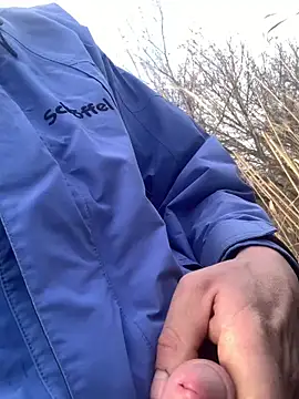 Snapshot of Boysex227 chatting on 03/15/25, 08:04 Boysex227 online show from 03/15/25, 08:04