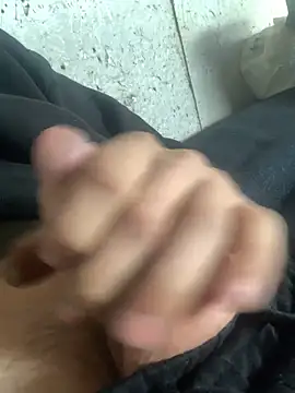 Snapshot of Boysex227 chatting on 10/18/25, 01:01 Boysex227 online show from 10/18/25, 01:01