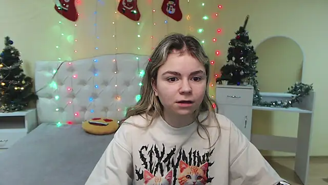 TinaRedly online show from 01/06/25, 04:34