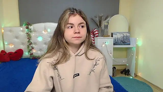 TinaRedly online show from 01/11/26, 06:24