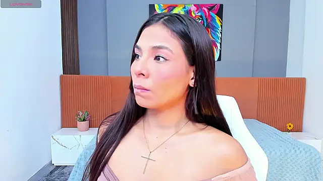 amira cute2 online show from 03/17/26, 10:29