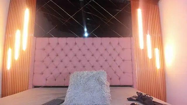 AinaPink online show from 02/18/26, 10:22