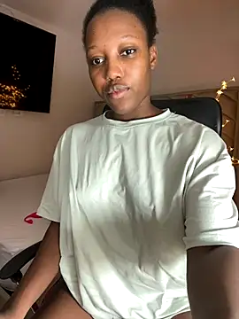 Snapshot of kellya_ chatting on 10/22/25, 11:26 kellya online show from 10/22/25, 11:26