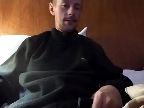 Snapshot of elmerfuddin87 chatting on 11/21/25, 04:44 elmerfuddin87 online show from 11/21/25, 04:44