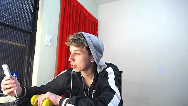  Thomas hot  online show from 01/31/25, 10:10