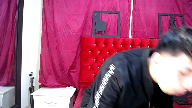  Thomas hot  online show from 03/16/25, 01:38