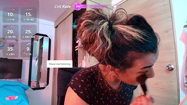 Snapshot of megan_collins96 chatting on 12/13/25, 08:36 megan collins96 online show from 12/13/25, 08:36