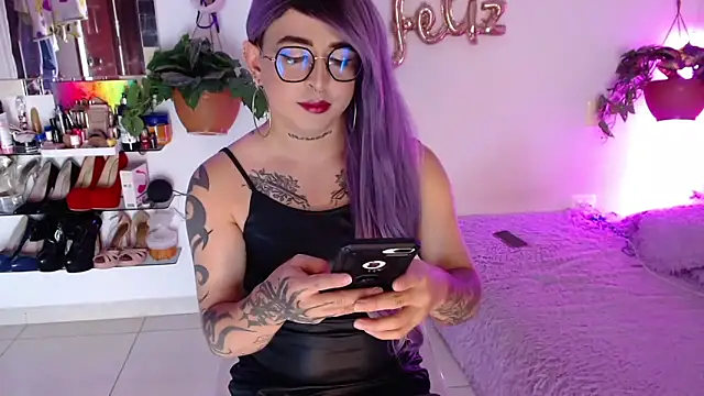 Laveneno ortiz07 online show from 12/22/25, 11:46