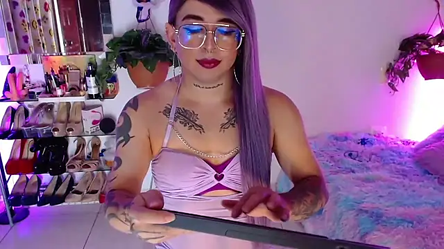 Snapshot of Laveneno_ortiz07 chatting on 05/09/26, 12:16 Laveneno ortiz07 online show from 05/09/26, 12:16