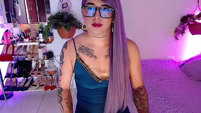 Snapshot of Laveneno_ortiz07 chatting on 06/03/26, 11:32 Laveneno ortiz07 online show from 06/03/26, 11:32